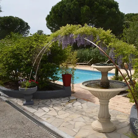 Les Mayombes Bed & Breakfast