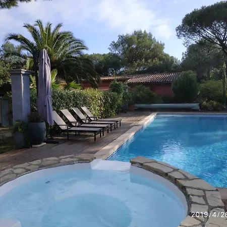 Les Mayombes Roquebrune-sur-Argens